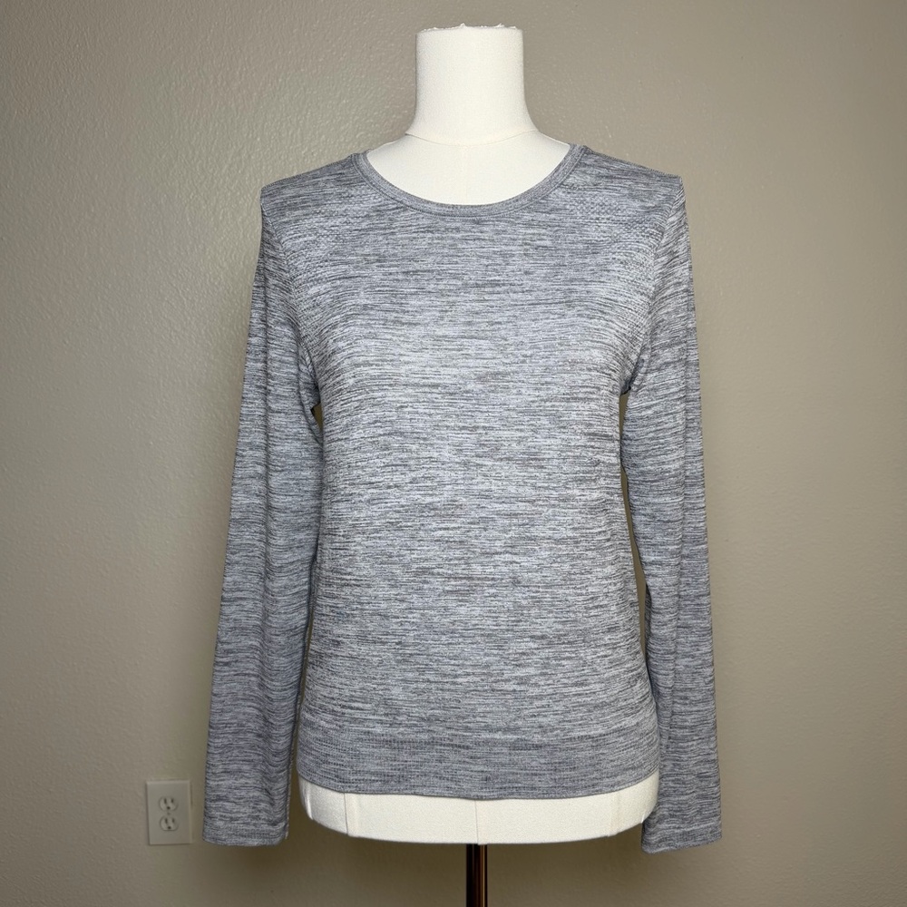 Athleta Heather Gray Long Sleeve Seamless Top